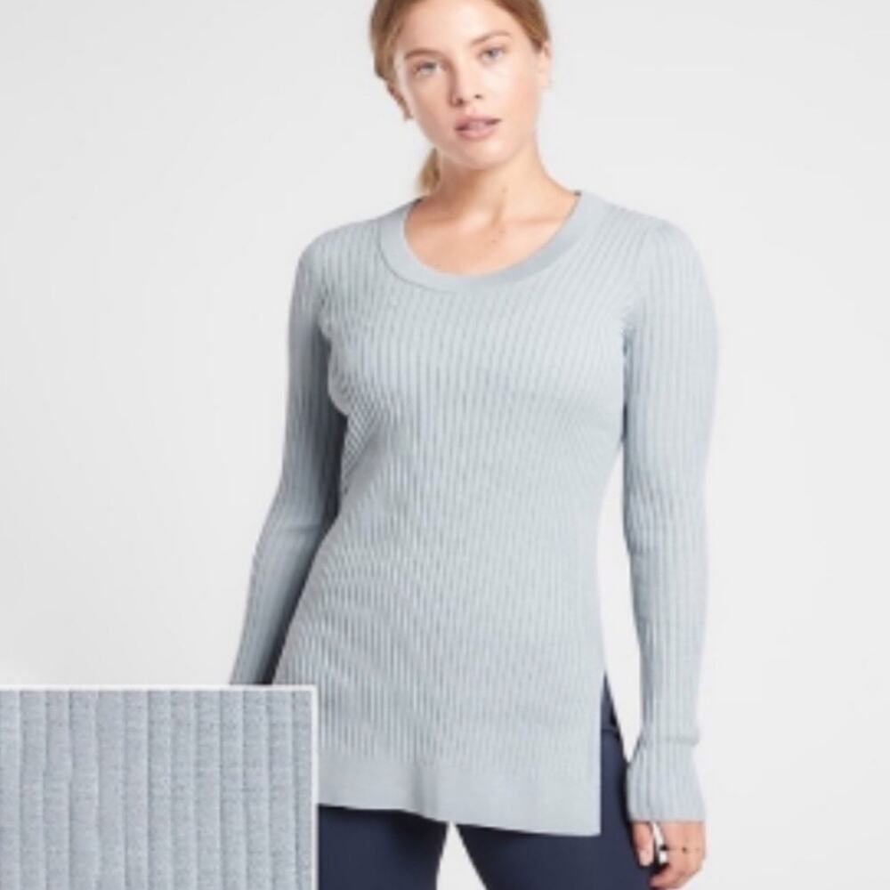Athleta Glacial Blue Lincoln Park Ribbed Crew Neck XXS Side Slit Sweater 2020
